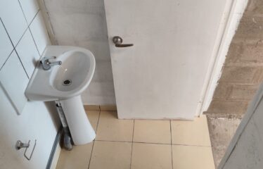 AVENIDA LAS PARCELAS #2726 – LOCAL COMERCIAL 6